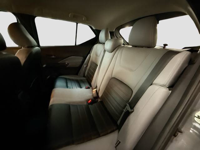 Used 2023 Nissan Kicks SR w/ SR Premium Package FWD image 24