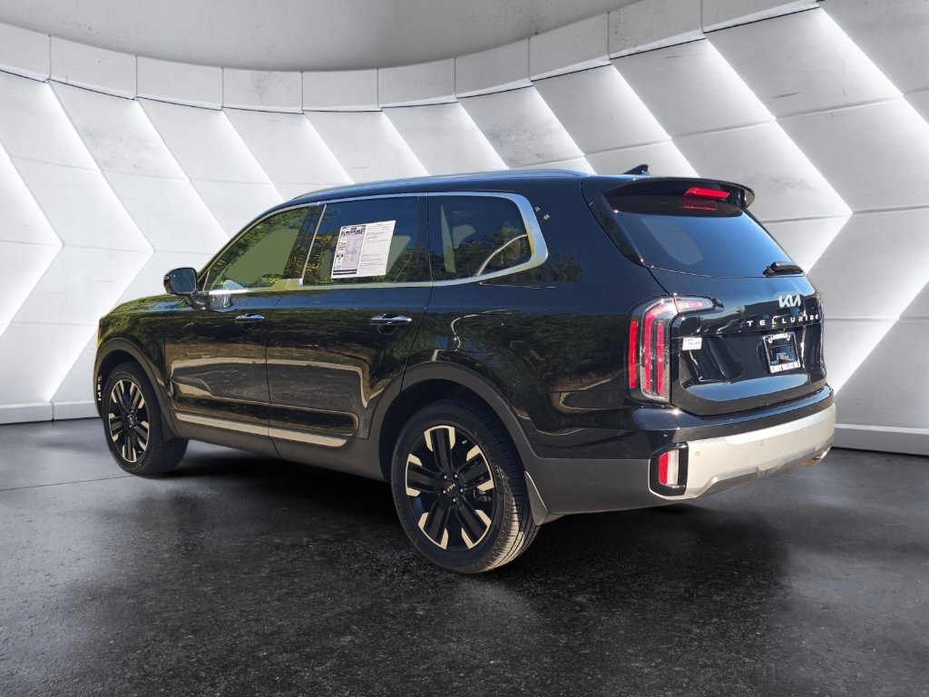 Used 2024 Kia Telluride SX image 3