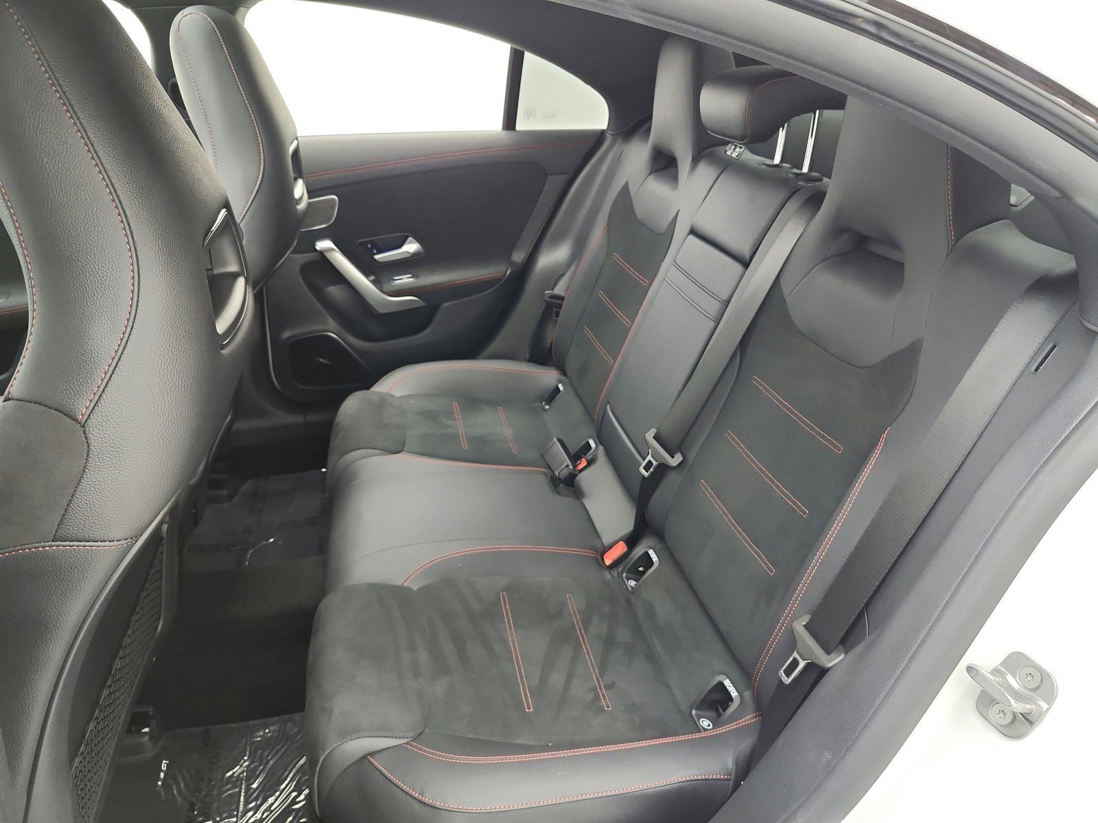 Used 2025 Mercedes-Benz CLA 35 AMG 4MATIC image 16