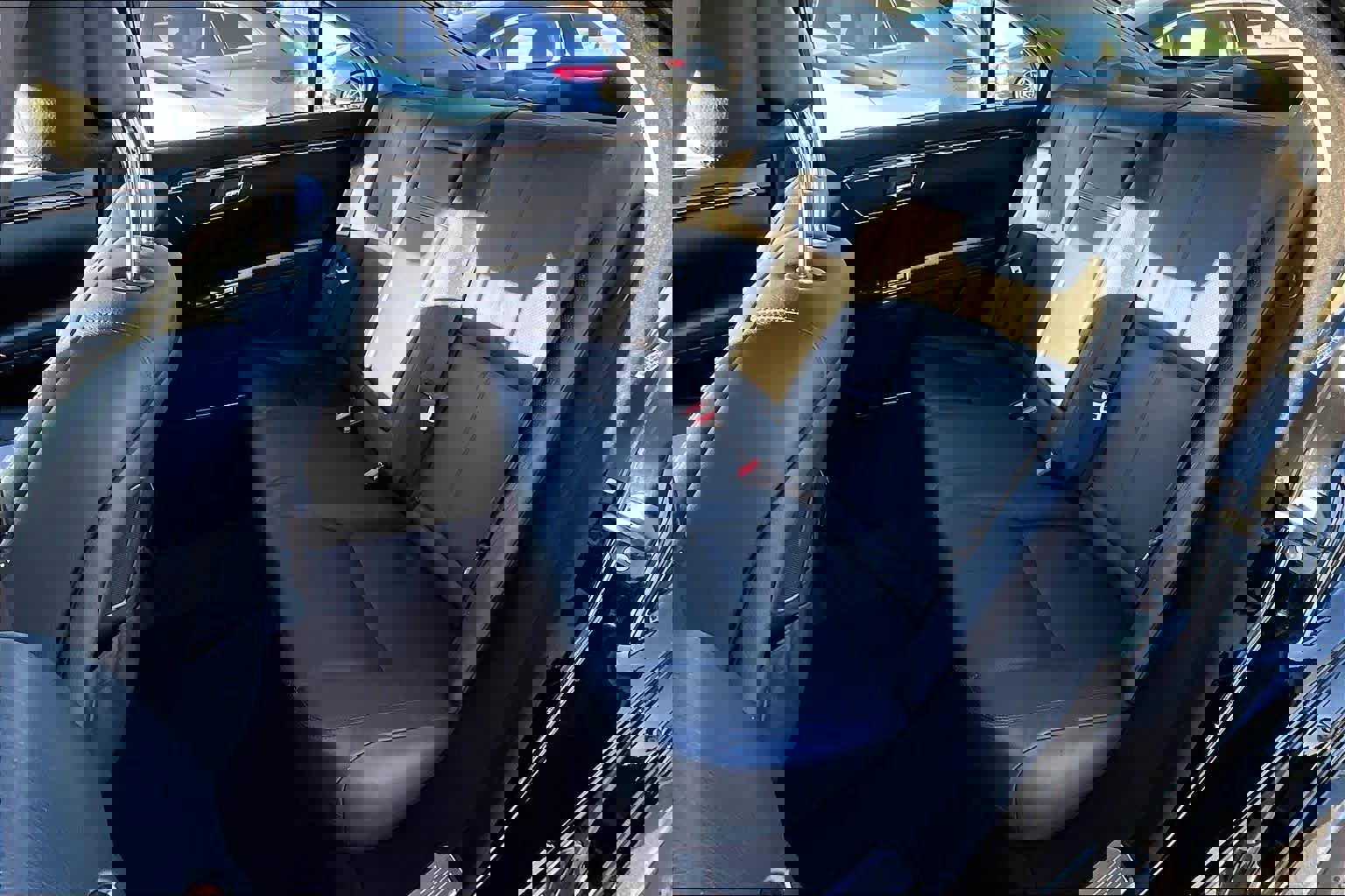 Used 2009 Mercedes-Benz S 550 image 19