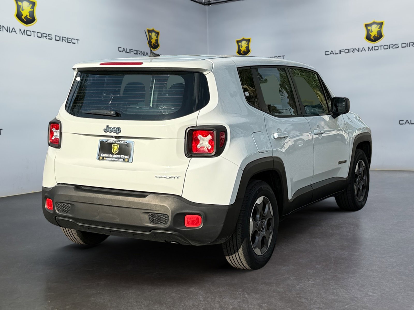 Used 2016 Jeep Renegade Sport w/ Power & Air Group image 5