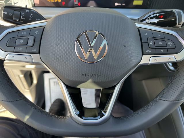 New 2026 Volkswagen Tiguan SE R-Line image 13
