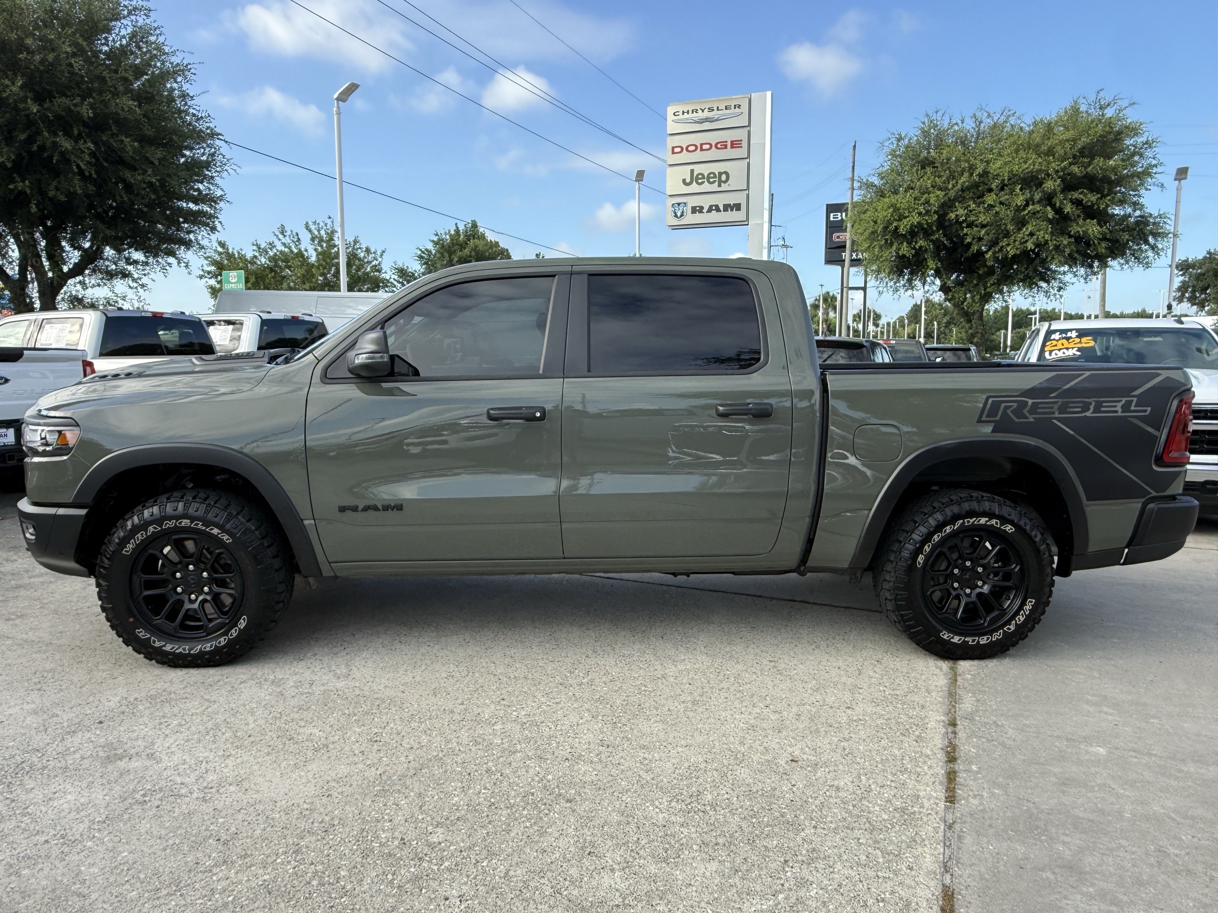 Used 2026 RAM 1500 Rebel w/ Rebel Level 1 Equipment Group AWD/4WD image 9