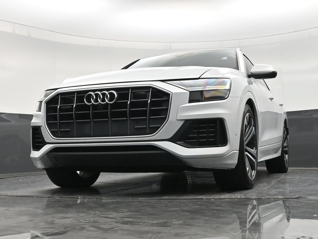 Used 2019 Audi Q8 Premium Plus w/ Premium Plus AWD/4WD image 27