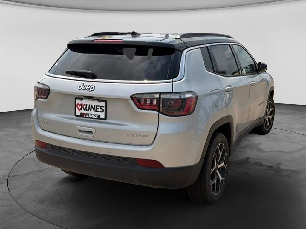 Used 2025 Jeep Compass Limited AWD/4WD image 10