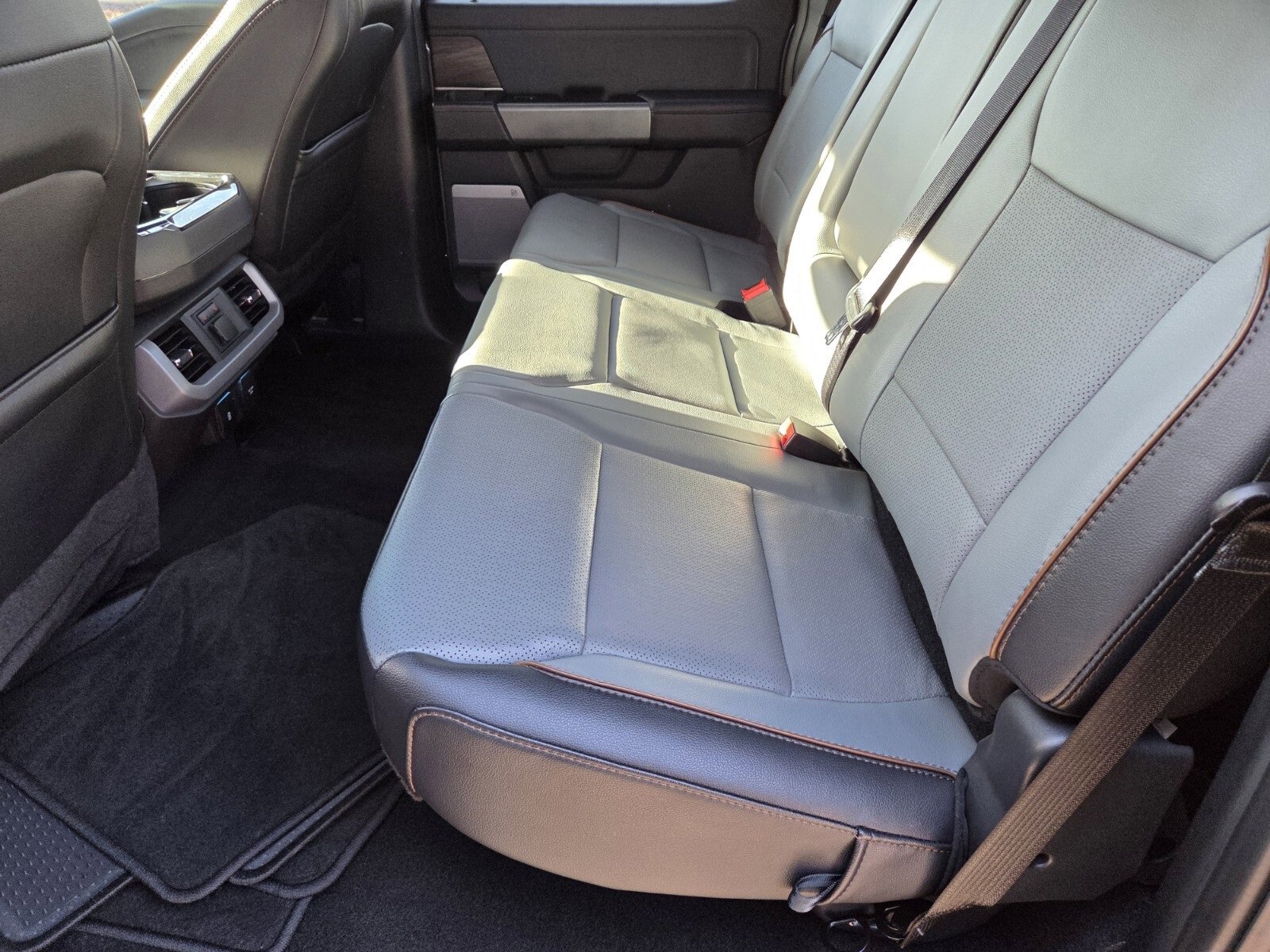 Certified 2024 Ford F150 Lightning Lariat image 12