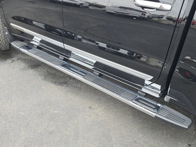 Used 2022 Chevrolet Silverado 1500 High Country image 21