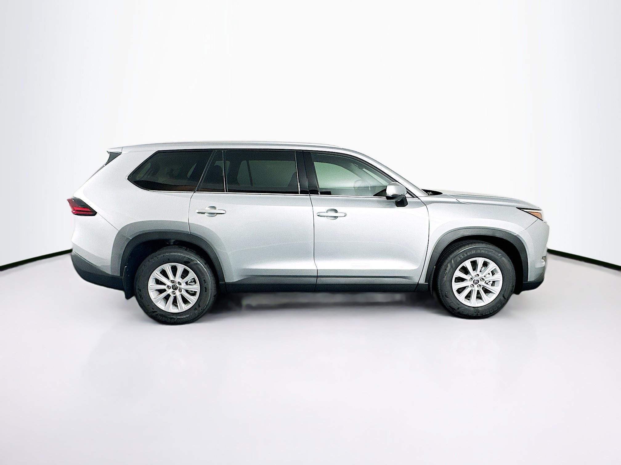 Used 2026 Toyota Grand Highlander FWD image 10