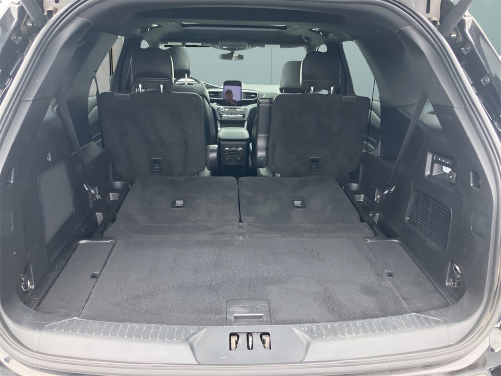 Used 2020 Ford Explorer ST w/ Premium Technology Package image 41