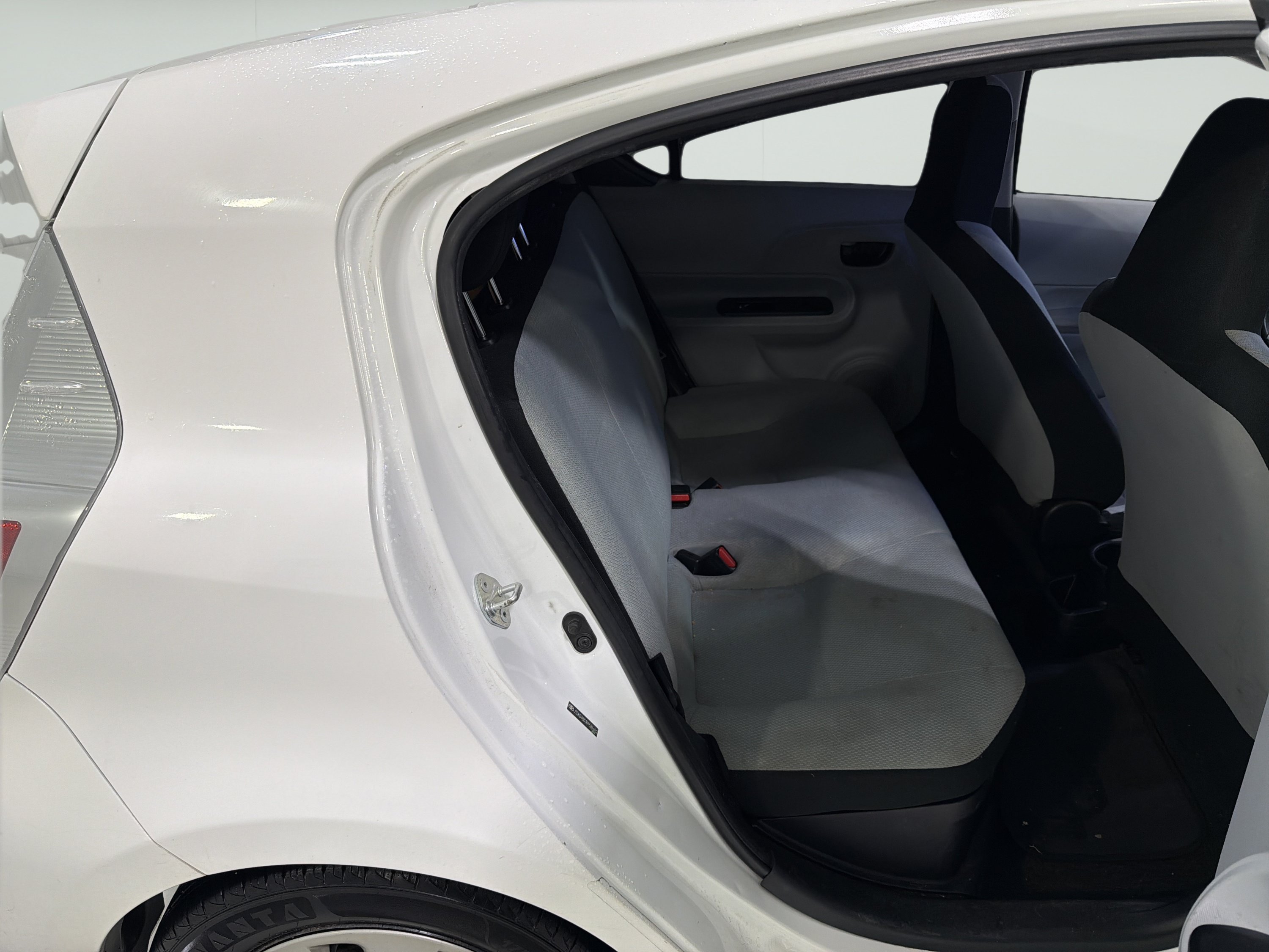 Used 2013 Toyota Prius C One FWD image 11