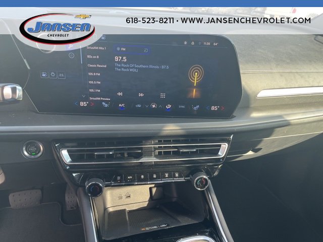 Used 2025 Chevrolet Traverse LT image 20