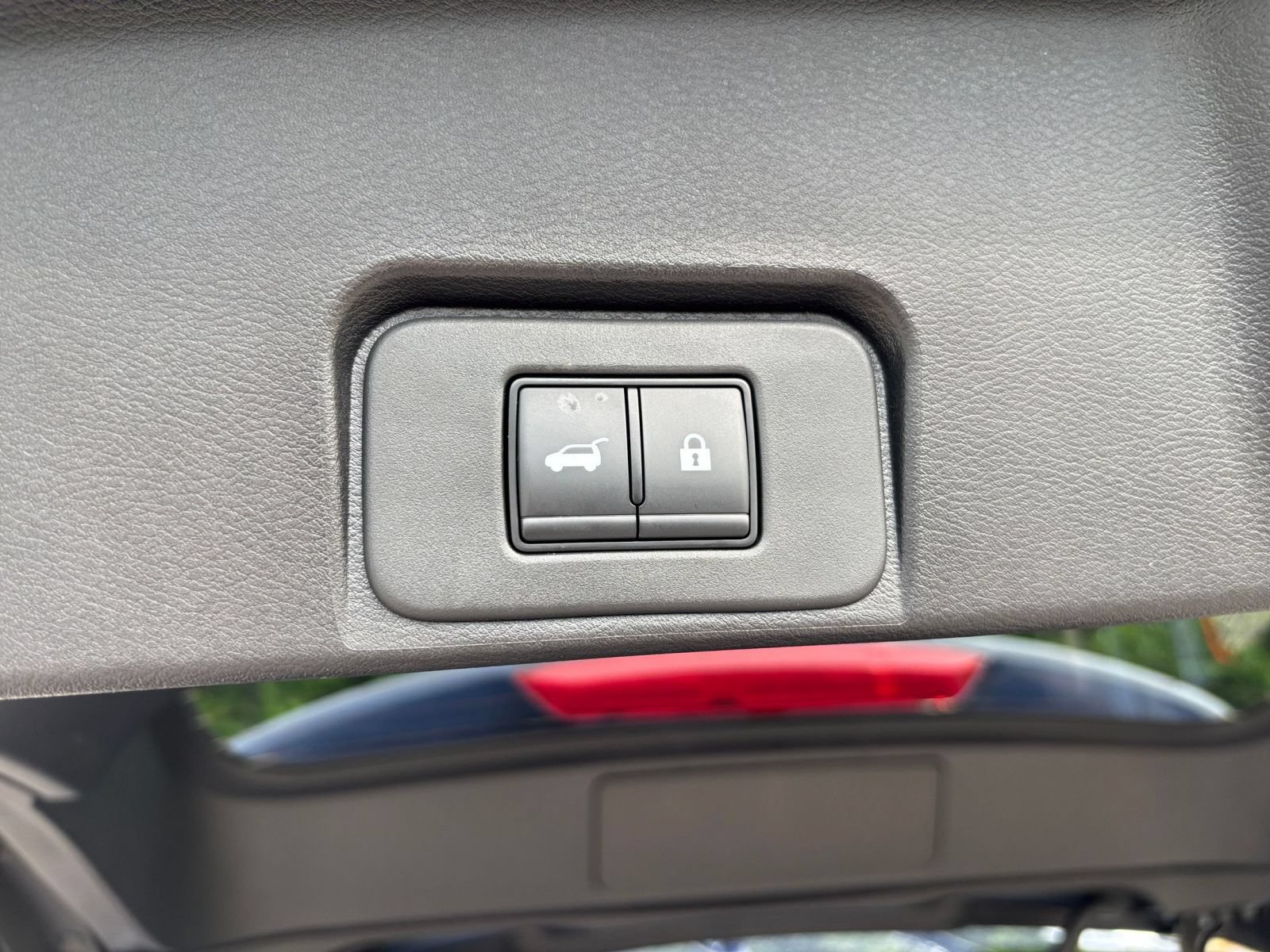 Used 2026 Nissan Rogue SL AWD/4WD image 23