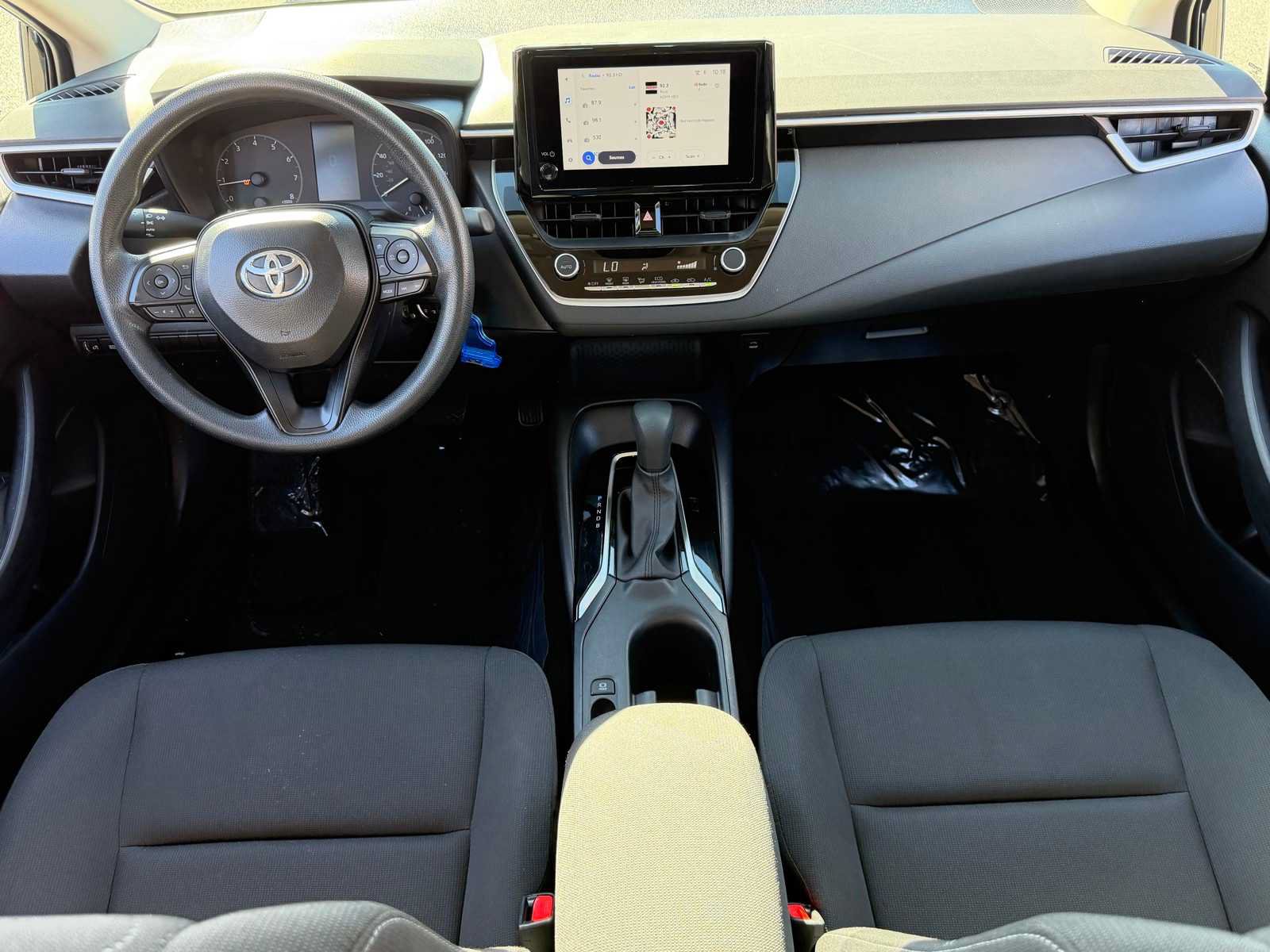 Used 2025 Toyota Corolla LE FWD image 25