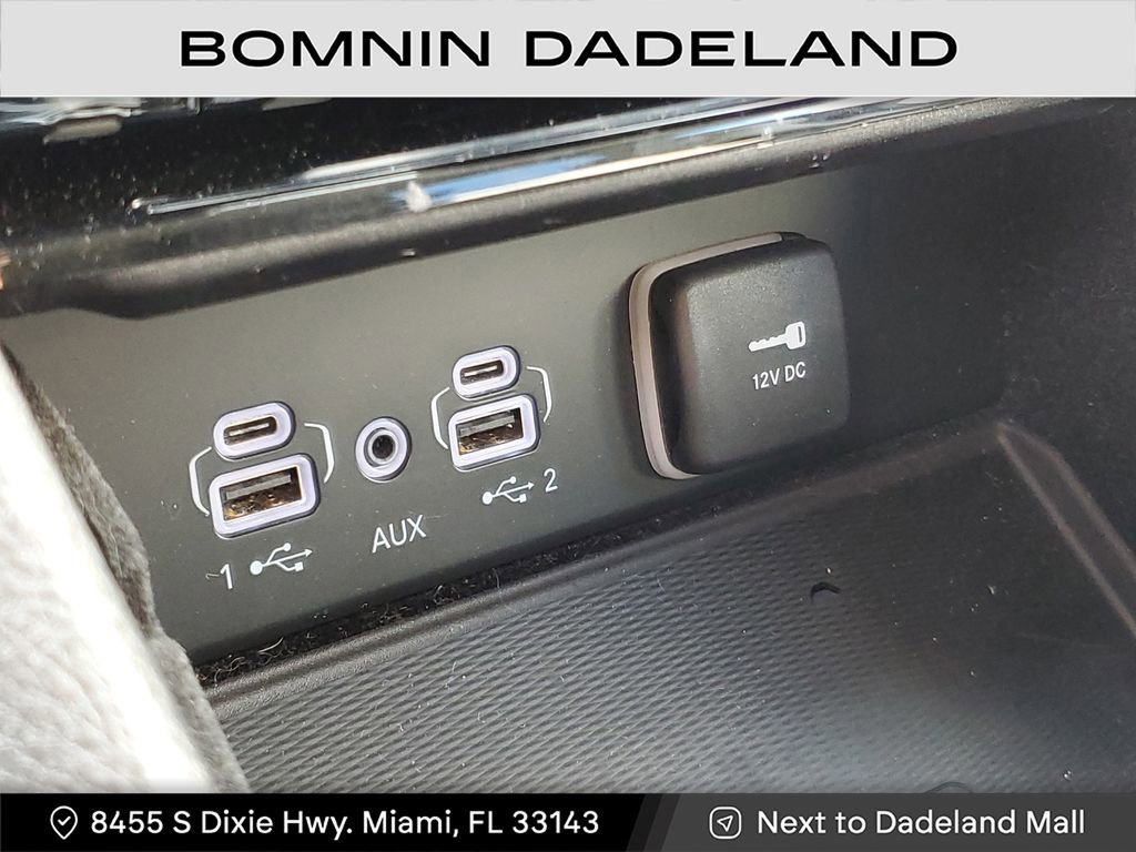 Used 2022 Jeep Grand Cherokee L Laredo w/ Luxury Tech Group I image 25