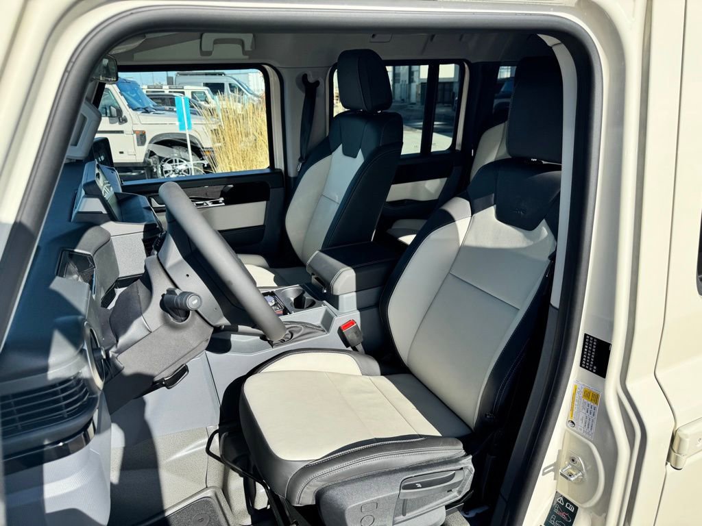 New 2025 INEOS Grenadier Fieldmaster Edition image 9