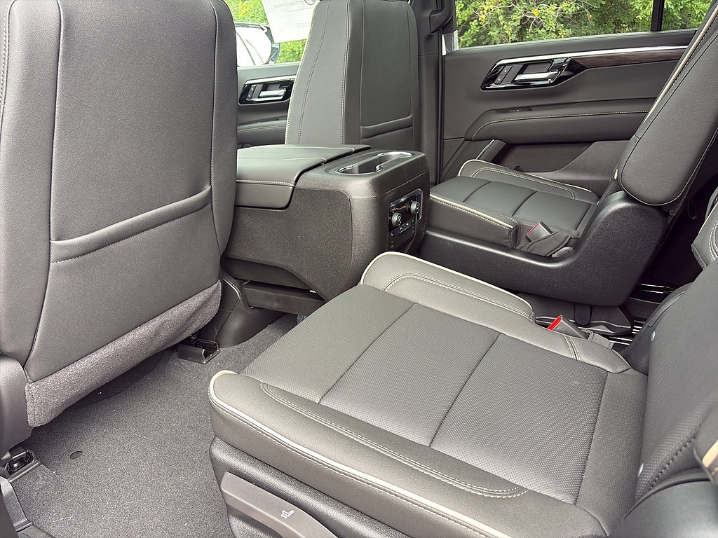 New 2026 Chevrolet Tahoe Premier w/ Sun And Tow Package AWD/4WD image 11