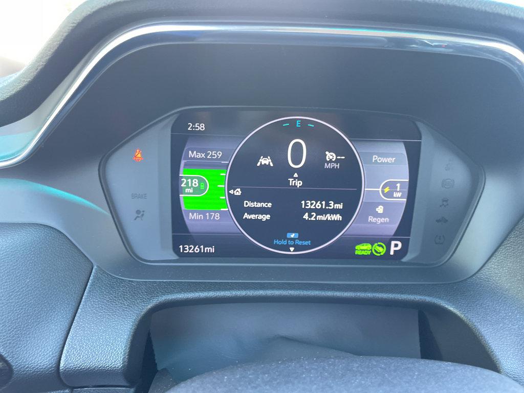Used 2023 Chevrolet Bolt LT w/ Infotainment Package FWD image 21