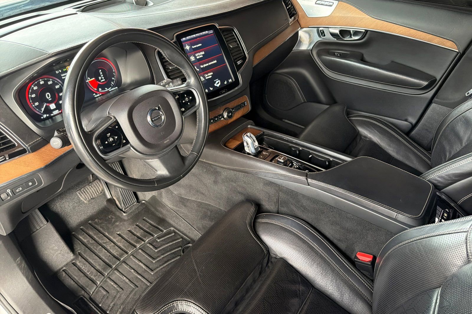 Used 2017 Volvo XC90 T8 Excellence image 10