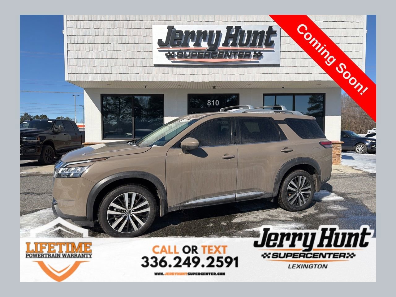 Used 2024 Nissan Pathfinder Platinum w/ Cargo Package