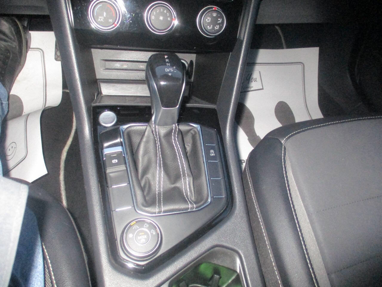 Used 2023 Volkswagen Taos SE image 19