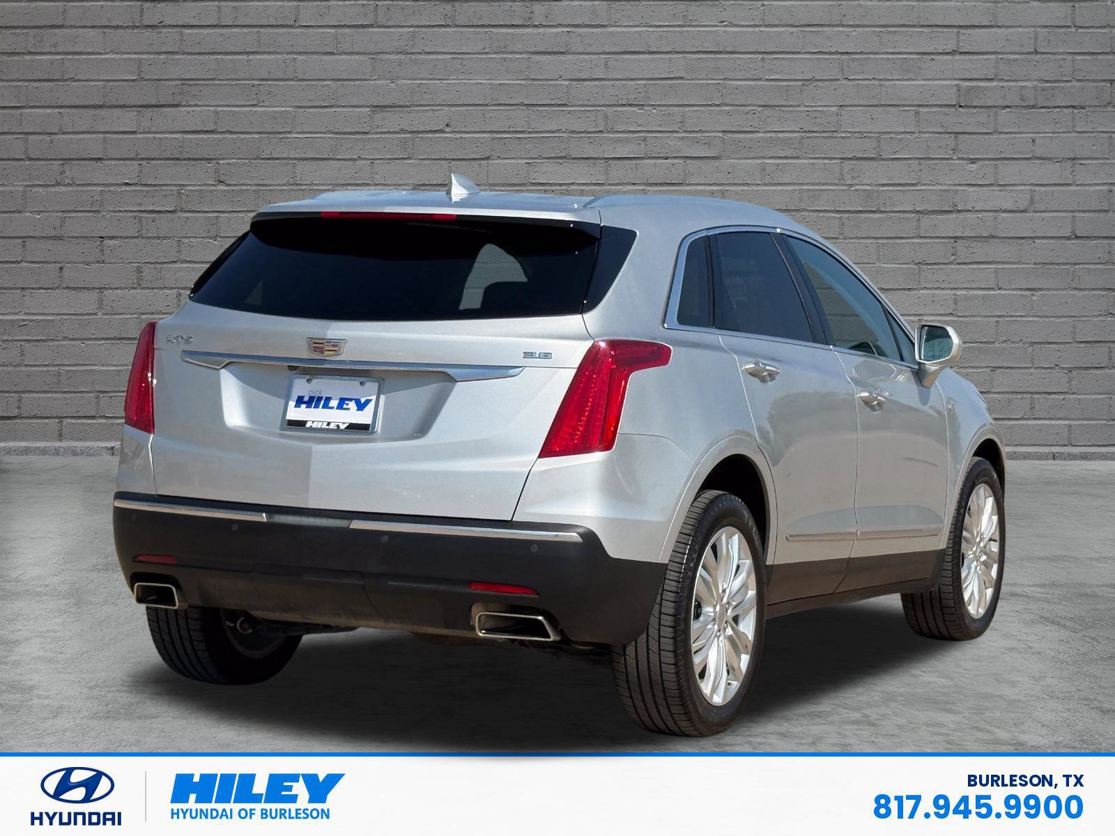 Used 2019 Cadillac XT5 Premium Luxury FWD image 4