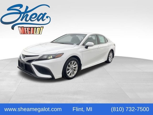 Used 2022 Toyota Camry SE