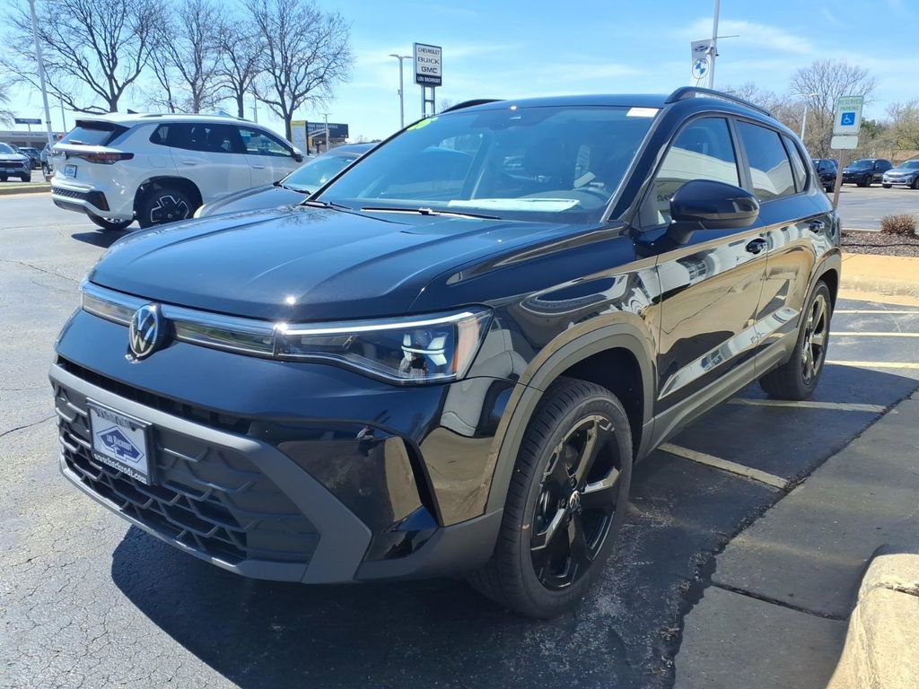 New 2026 Volkswagen Taos SE AWD/4WD image 3