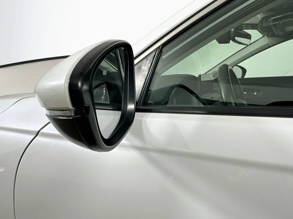 Used 2023 Honda Accord Touring image 38