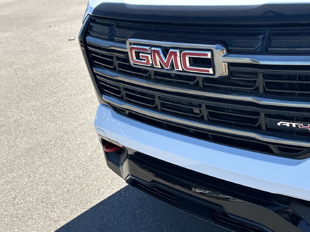 New 2027 GMC Terrain AT4 w/ Convenience Package III AWD/4WD image 31