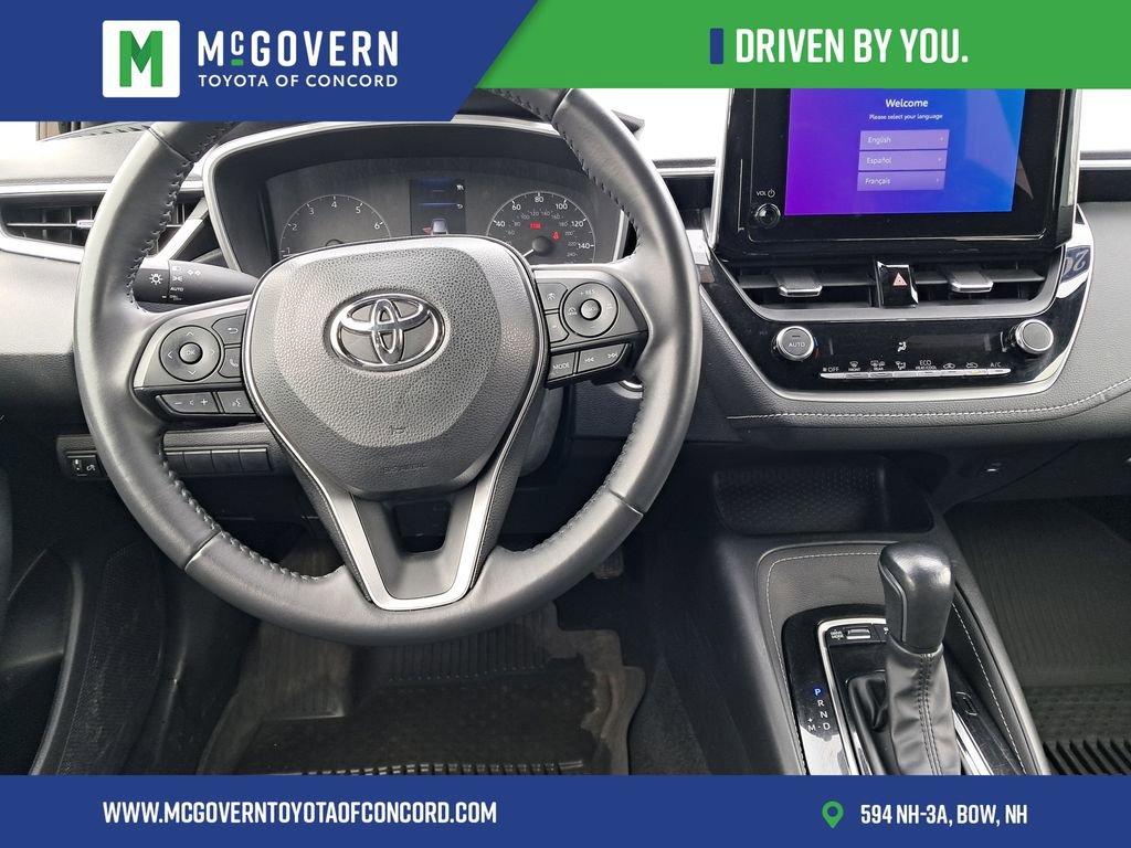 Used 2025 Toyota Corolla SE image 13
