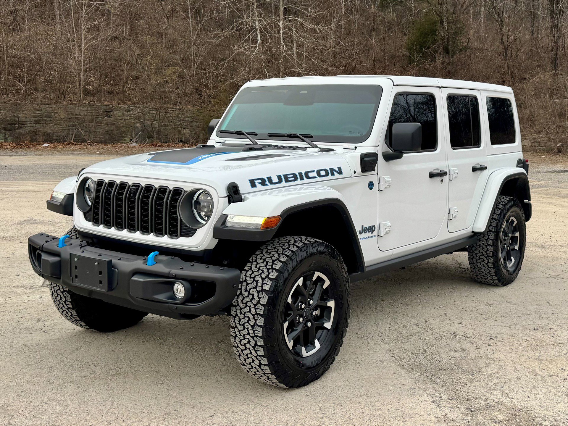 Used 2025 Jeep Wrangler Unlimited Rubicon 4xe image 2