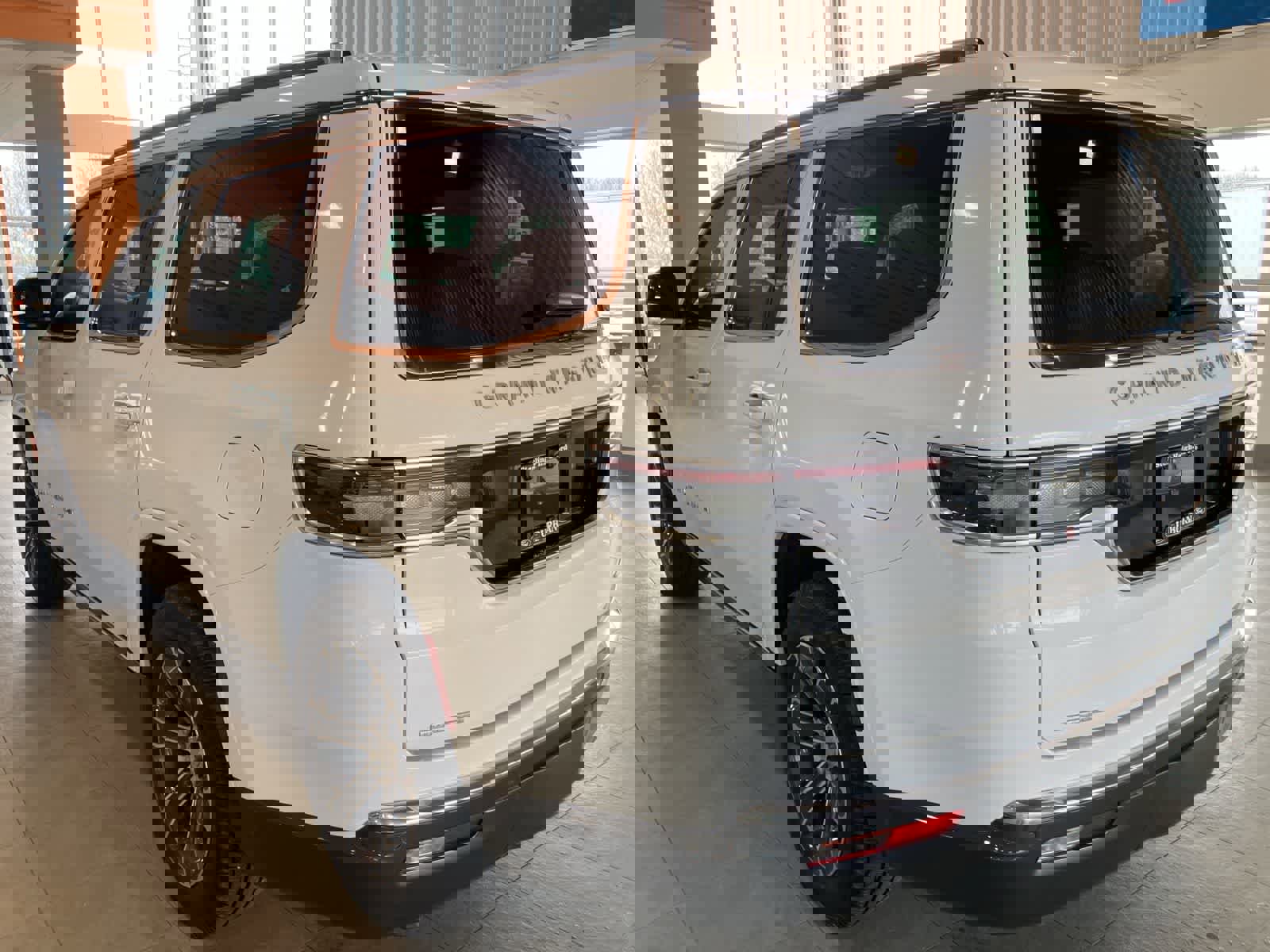 Used 2022 Jeep Grand Wagoneer Series I image 7