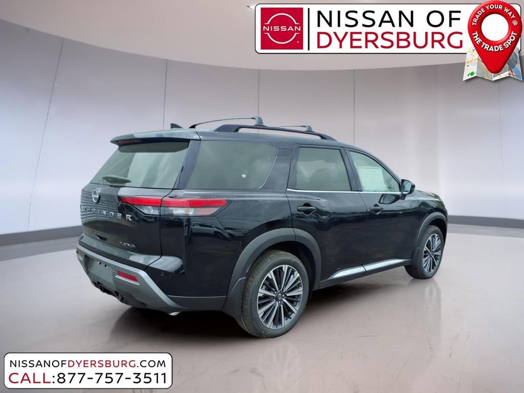New 2026 Nissan Pathfinder Platinum w/ Cargo Package FWD image 3