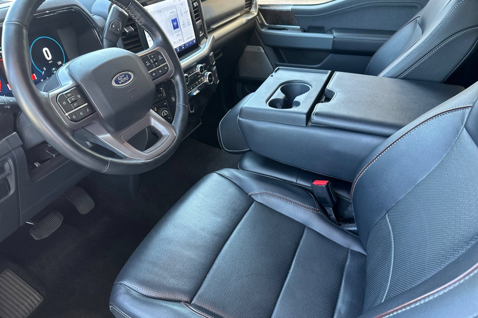 Used 2022 Ford F150 Lariat w/ Equipment Group 501A Mid AWD/4WD image 10