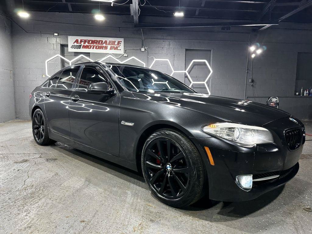 Used 2011 BMW 535i Sedan RWD image 9