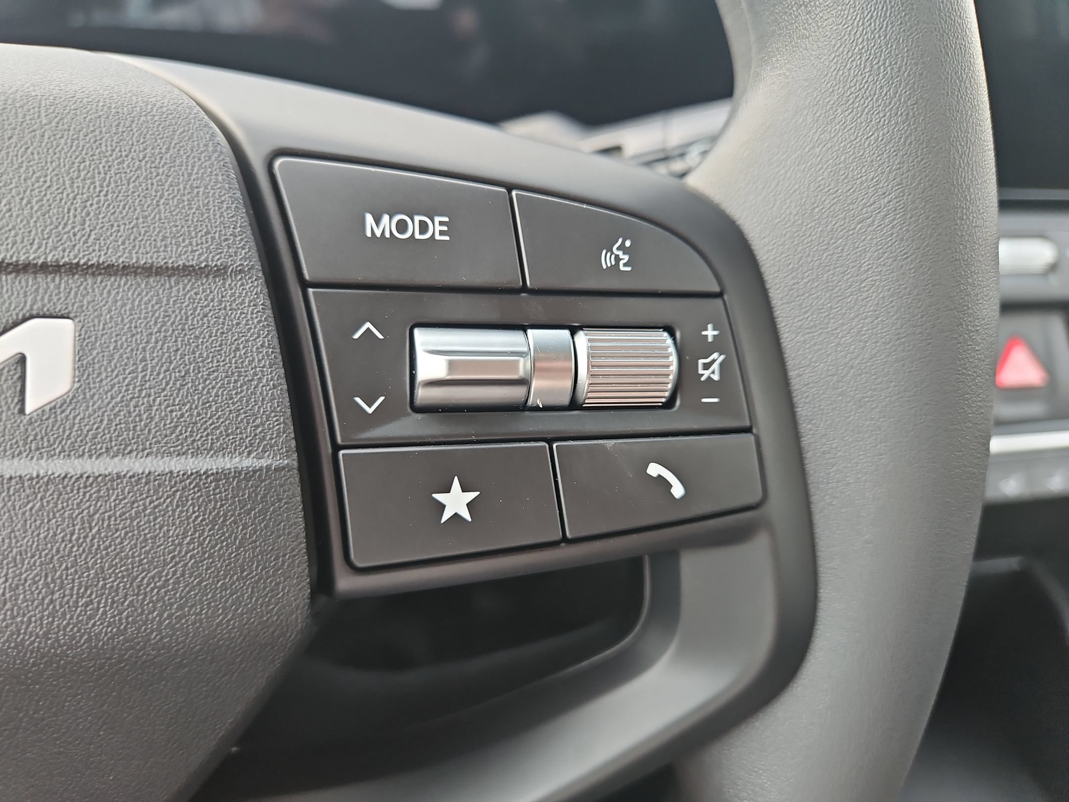 New 2026 Kia K4 FWD image 23