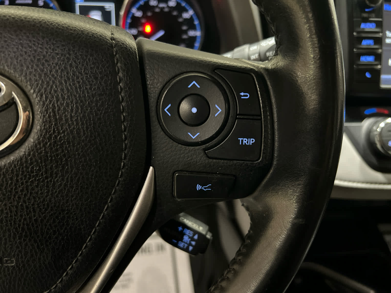 Used 2016 Toyota RAV4 XLE w/ Convenience Package AWD/4WD image 22