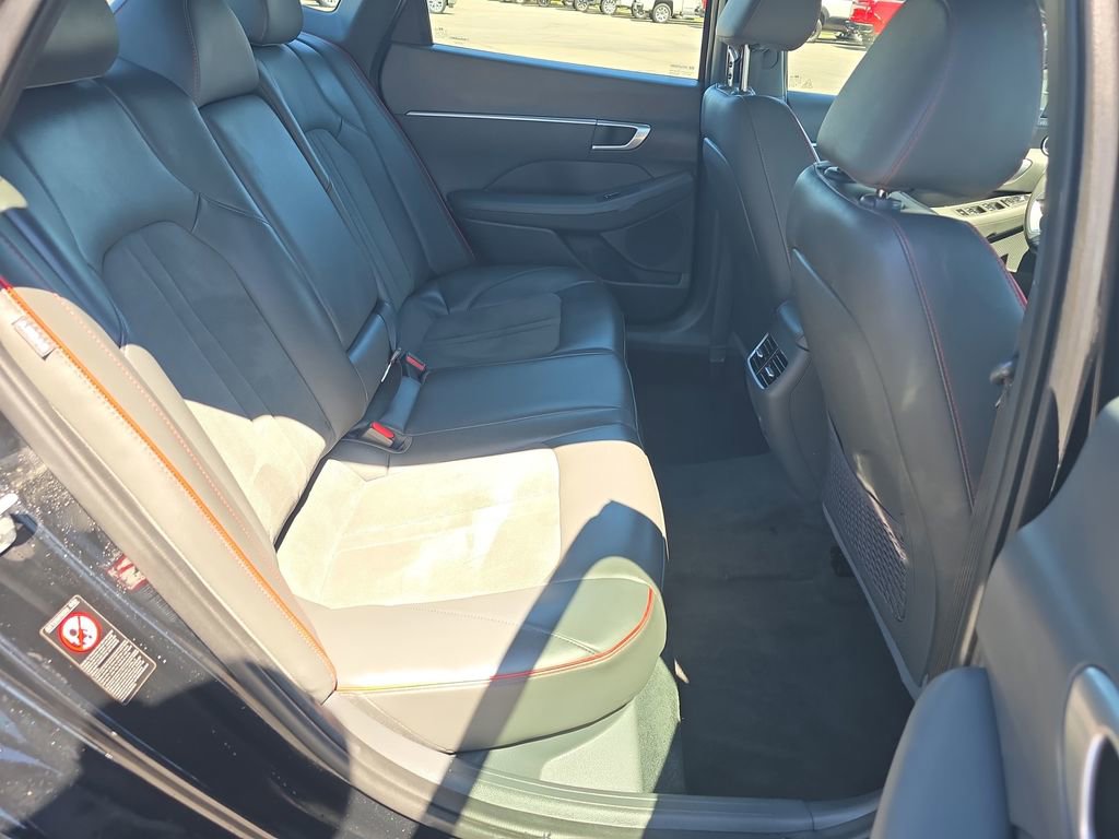 Used 2022 Hyundai Sonata SEL Plus w/ Preferred Accessory Package image 14