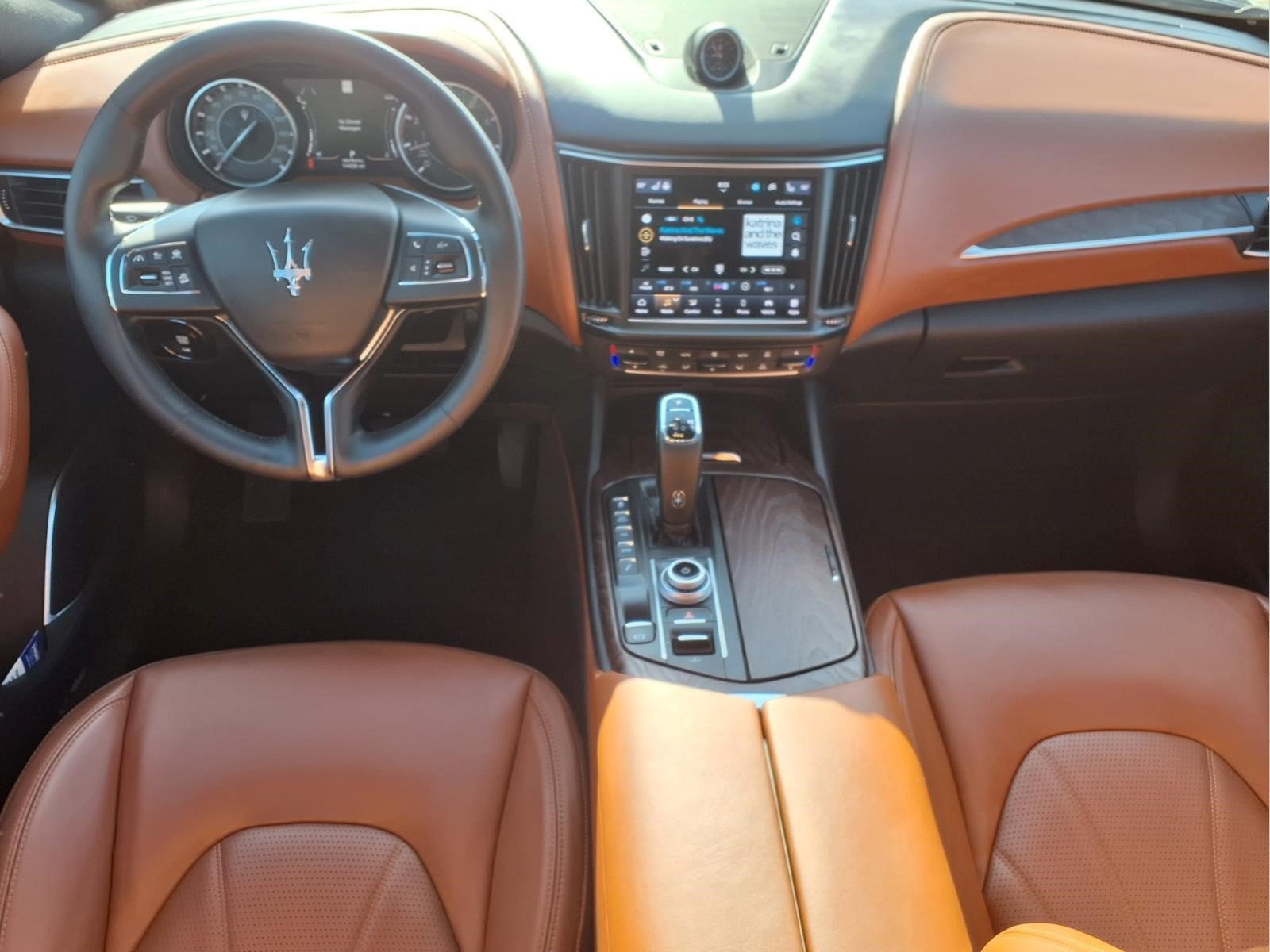 Used 2022 Maserati Levante Modena AWD/4WD image 10