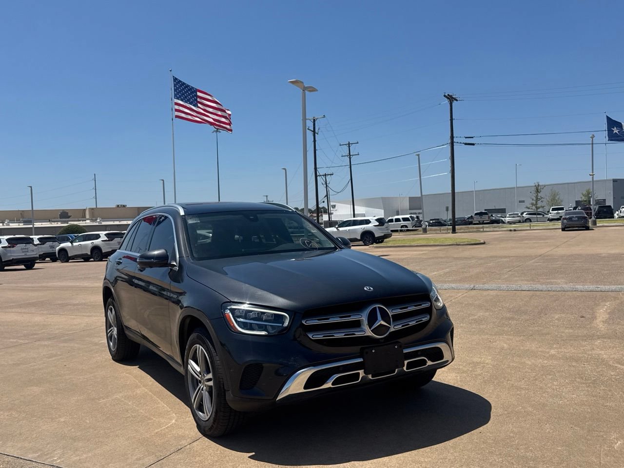 Used 2021 Mercedes-Benz GLC 300 image 2