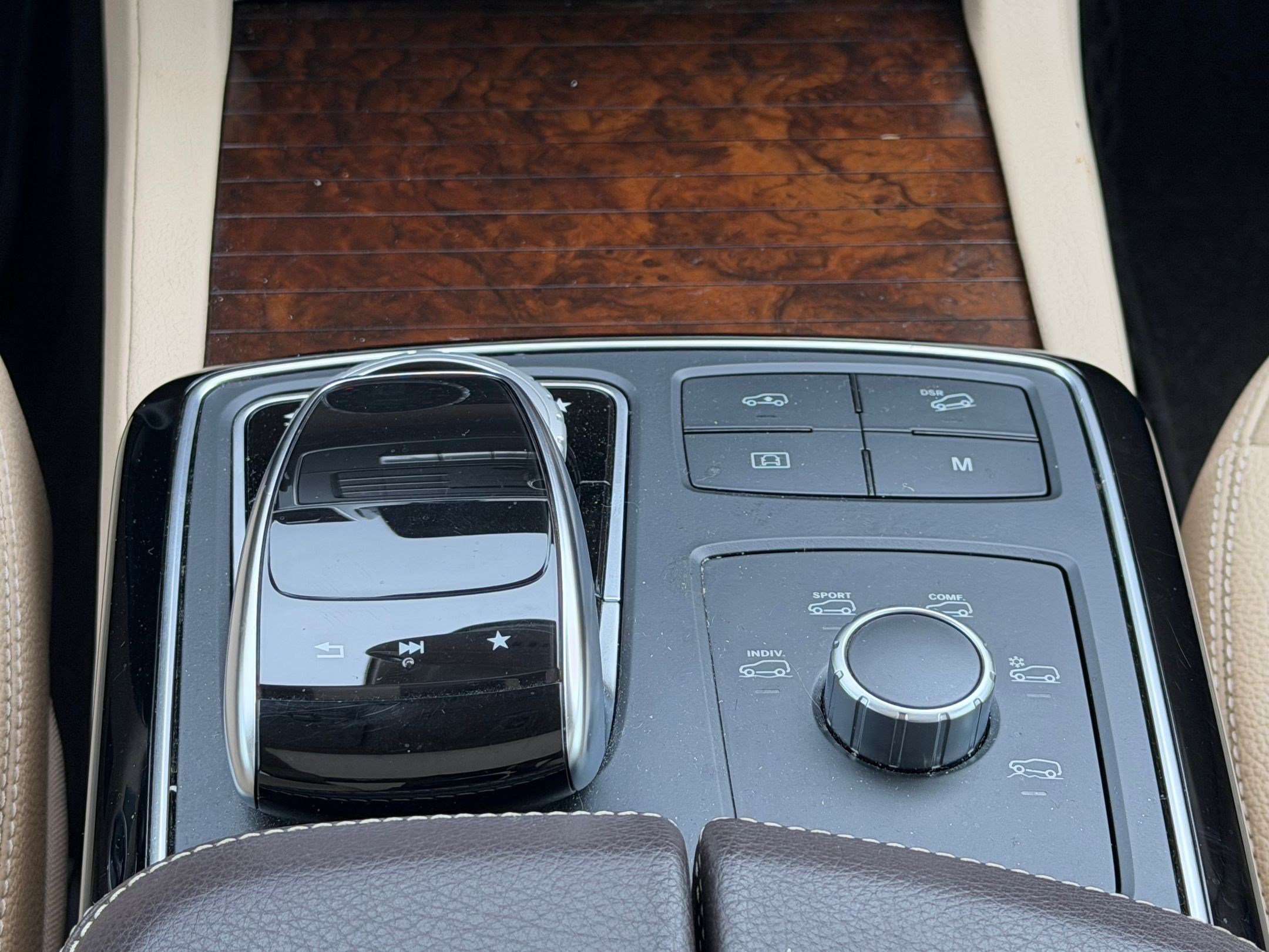 Used 2019 Mercedes-Benz GLS 450 4MATIC image 21