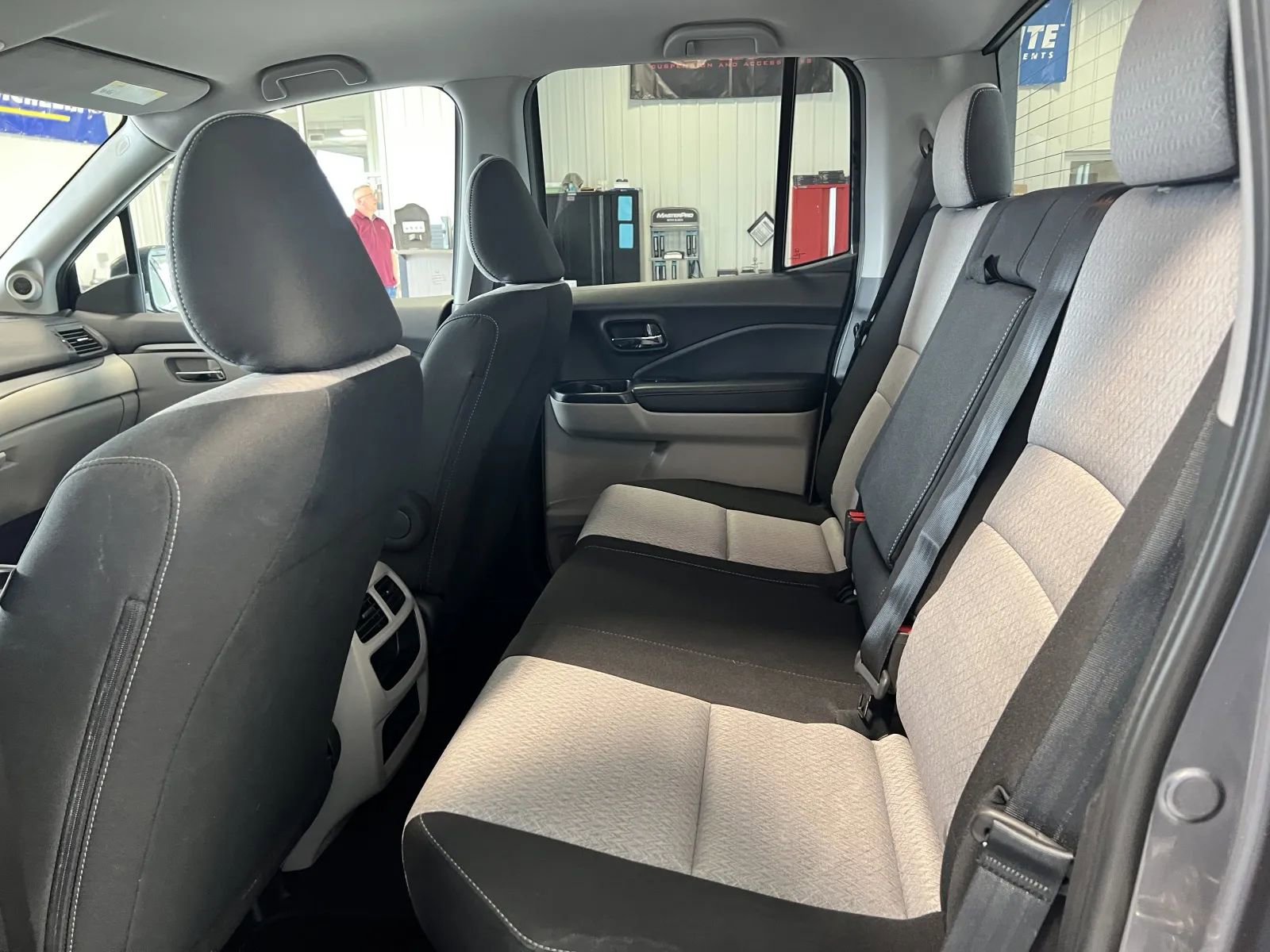 Used 2018 Honda Ridgeline RT image 14