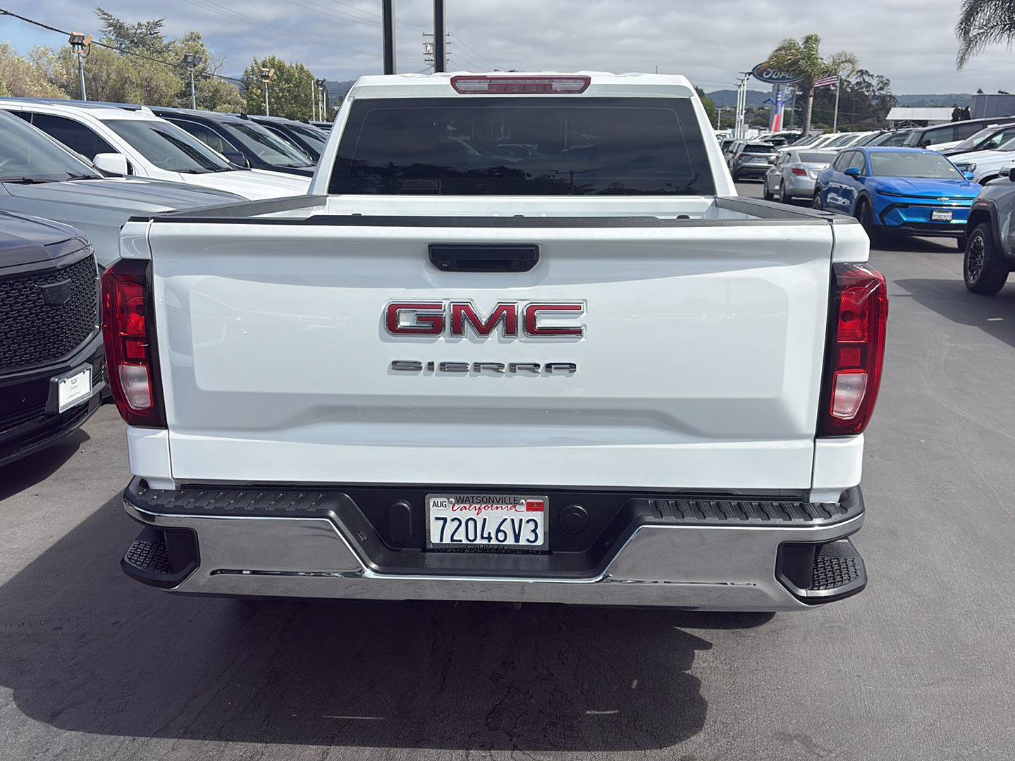 Used 2023 GMC Sierra 1500 Pro AWD/4WD image 3