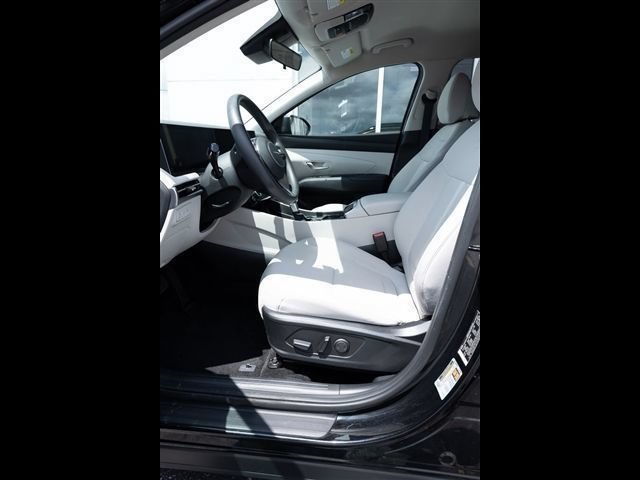 Used 2025 Hyundai Tucson SEL AWD/4WD image 15