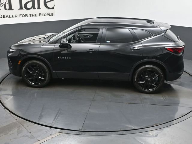 Used 2024 Chevrolet Blazer LT w/ LPO, Black Grille Bar Package image 43