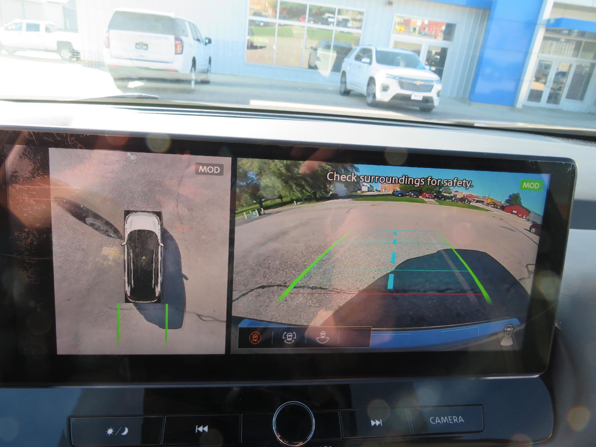 Used 2024 Nissan Rogue Platinum image 6