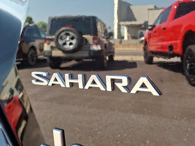 Used 2021 Jeep Wrangler Unlimited Sahara AWD/4WD image 33