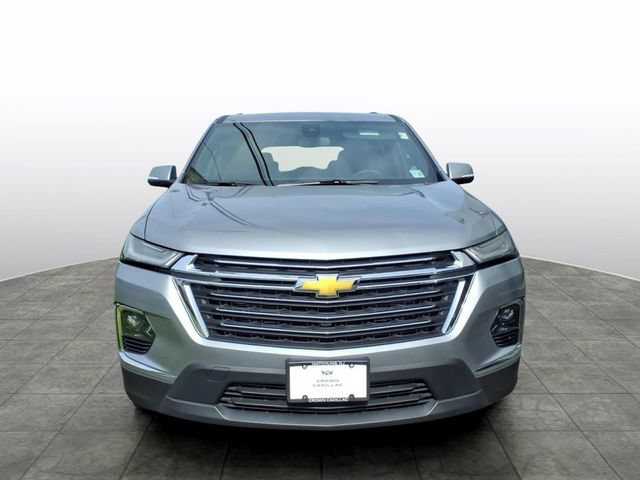 Used 2023 Chevrolet Traverse LT w/ LPO, Floor Liner Package AWD/4WD image 2