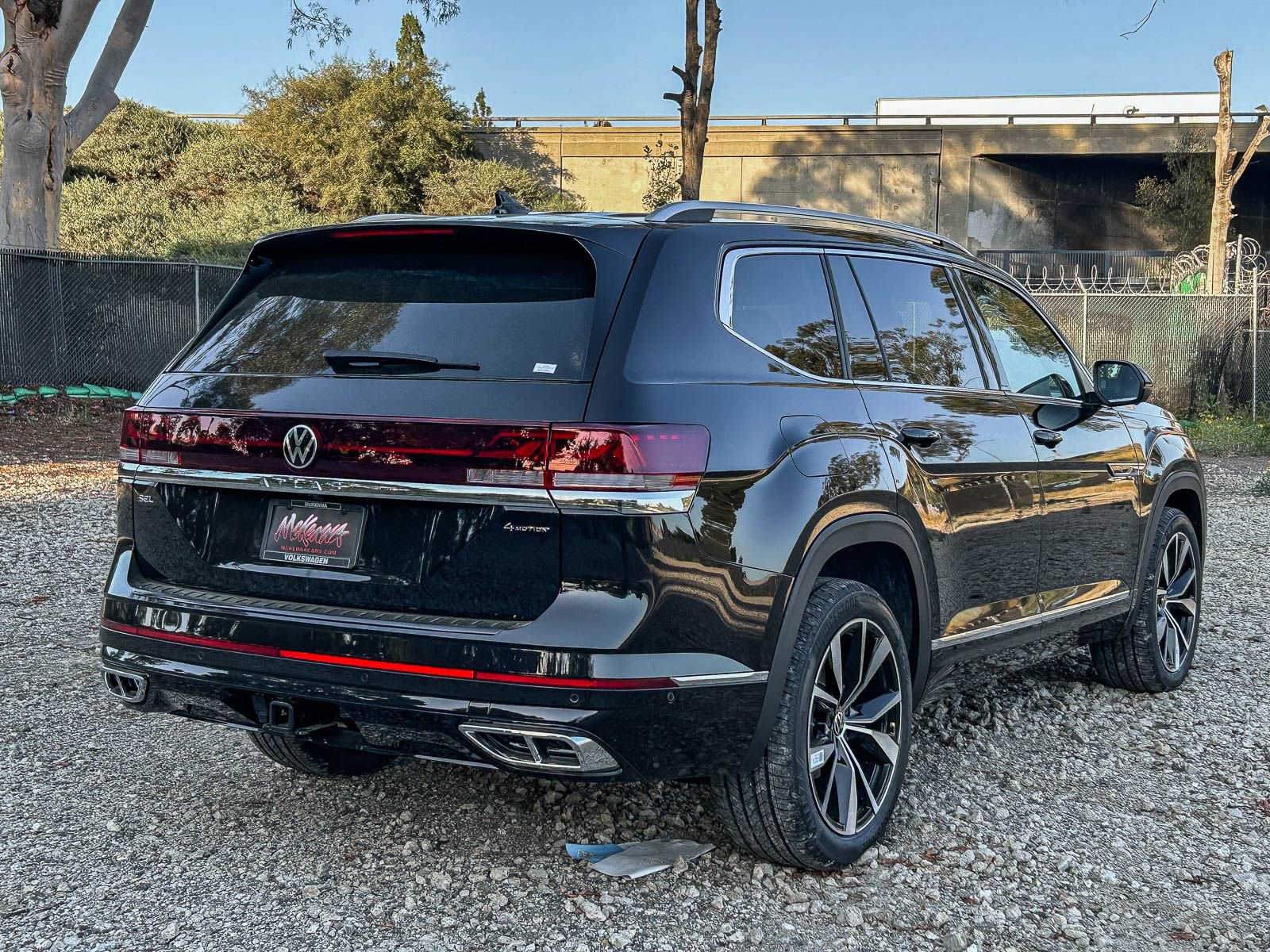 New 2026 Volkswagen Atlas SEL Premium R-Line AWD/4WD image 6