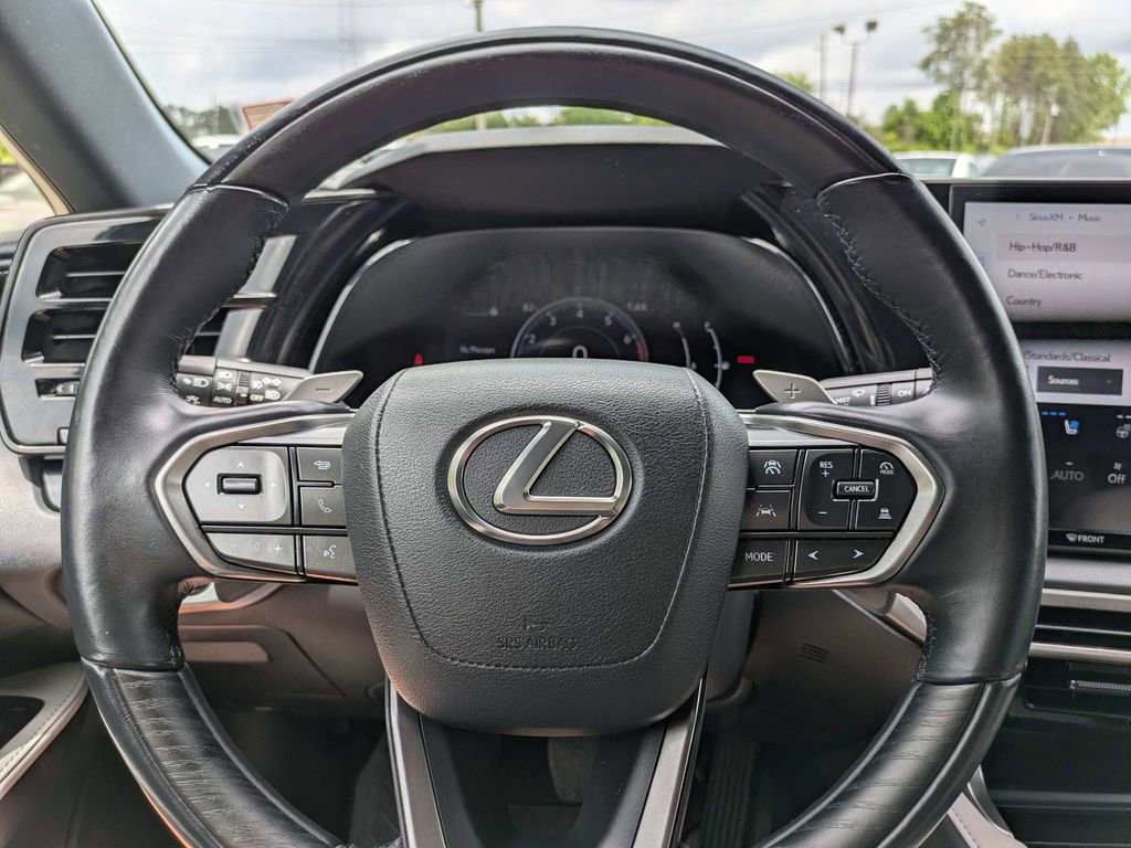 Used 2024 Lexus RX 350 Premium w/ Accessory Package (Z1) FWD image 27